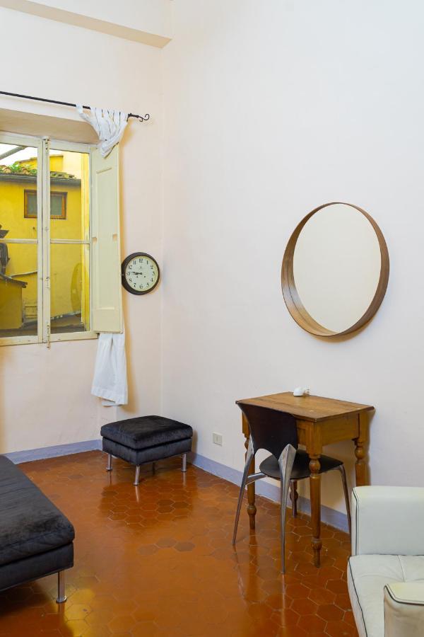 Elegant Apartment Near Piazza Della Signoria Florenz Exterior foto